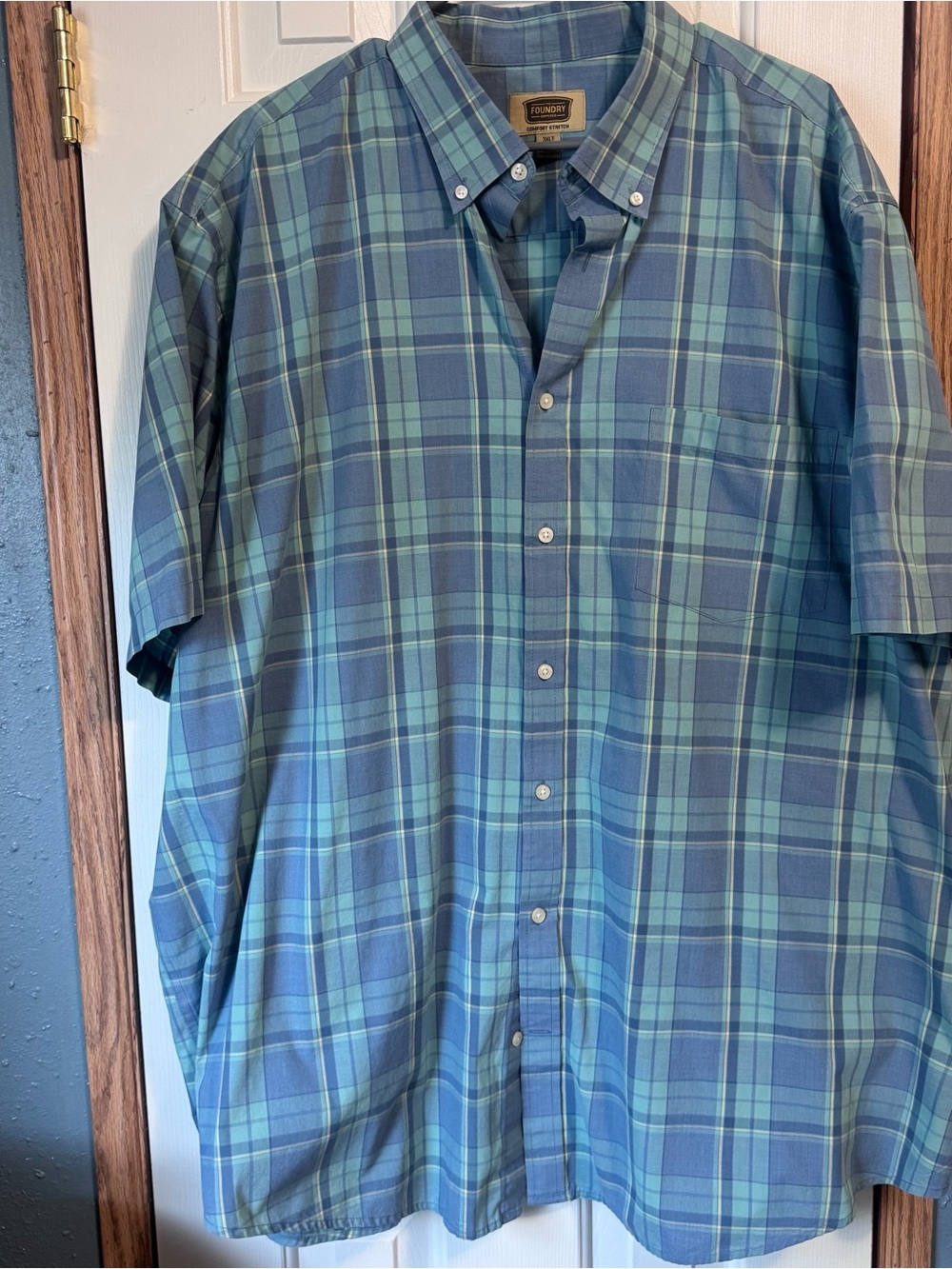 Blue Plaid Short-Sleeve Button-Down Shirt